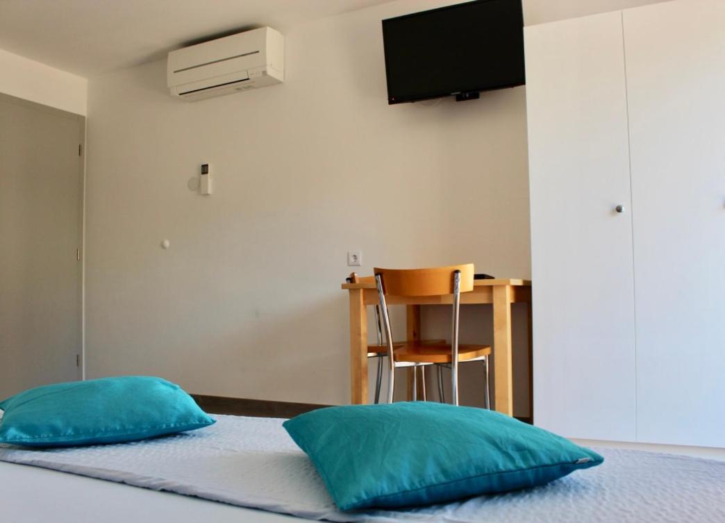 Filipovic Apartmani Медулин Экстерьер фото