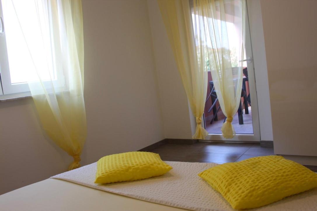 Filipovic Apartmani Медулин Экстерьер фото